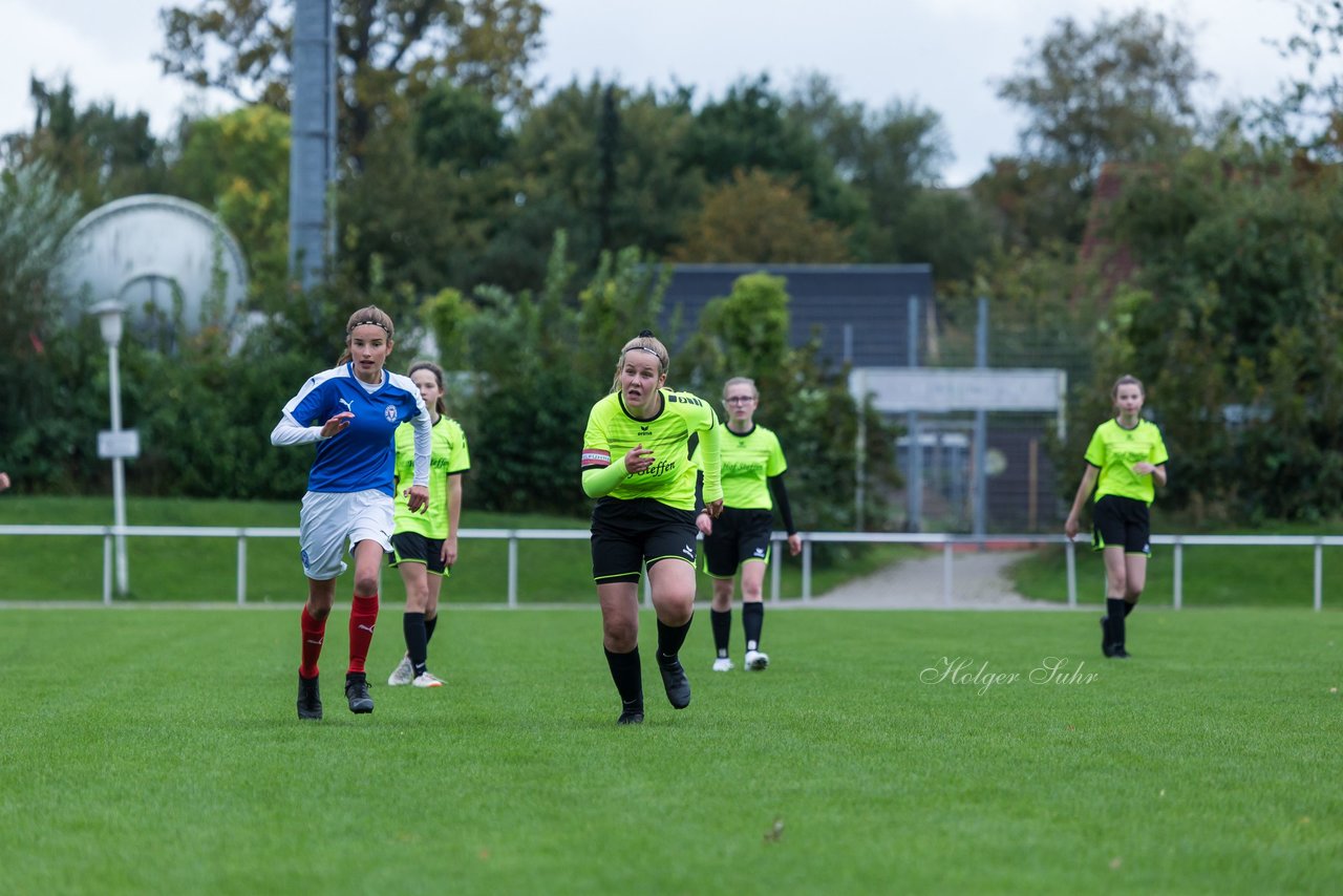 Bild 275 - B-Juniorinnen TSV Schoenberg - Holstein Kiel : Ergebnis: 0:23